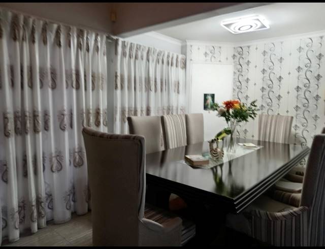 2 BEDROOM TOWNHOUSE FOR SALE IN THE WOLDS